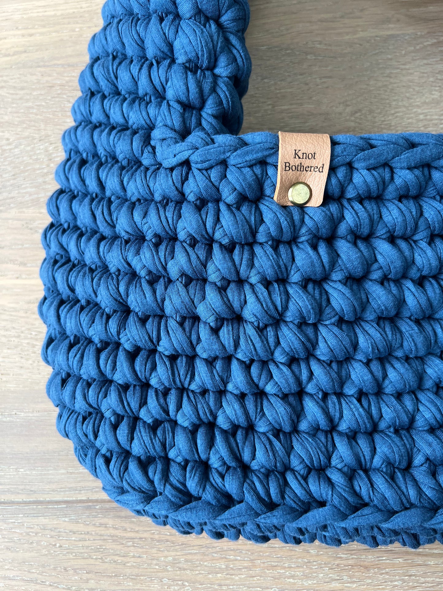 Aphrodite - Large - Blue