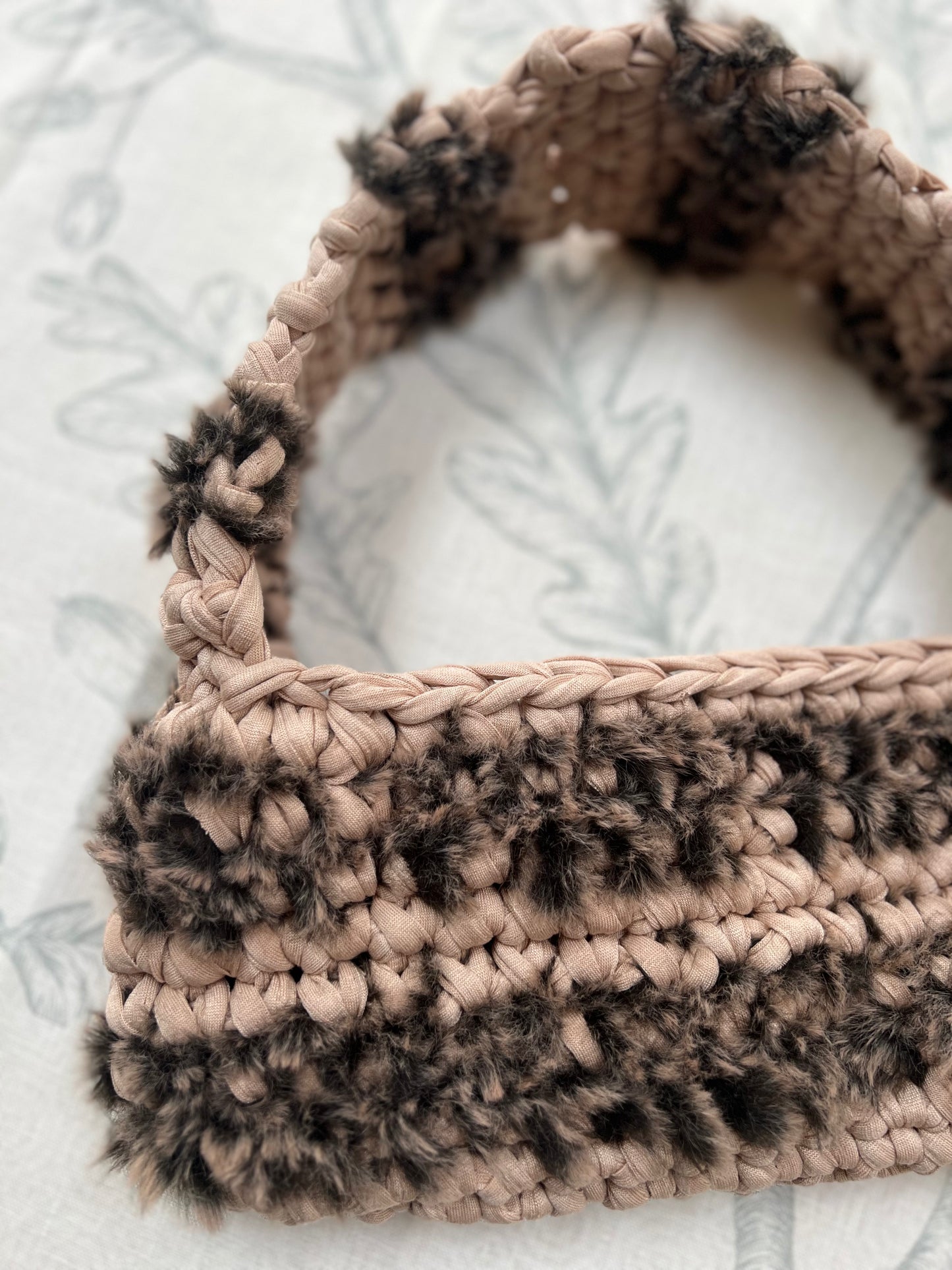 Aurelia - Beige with Dark Brown Faux Fur
