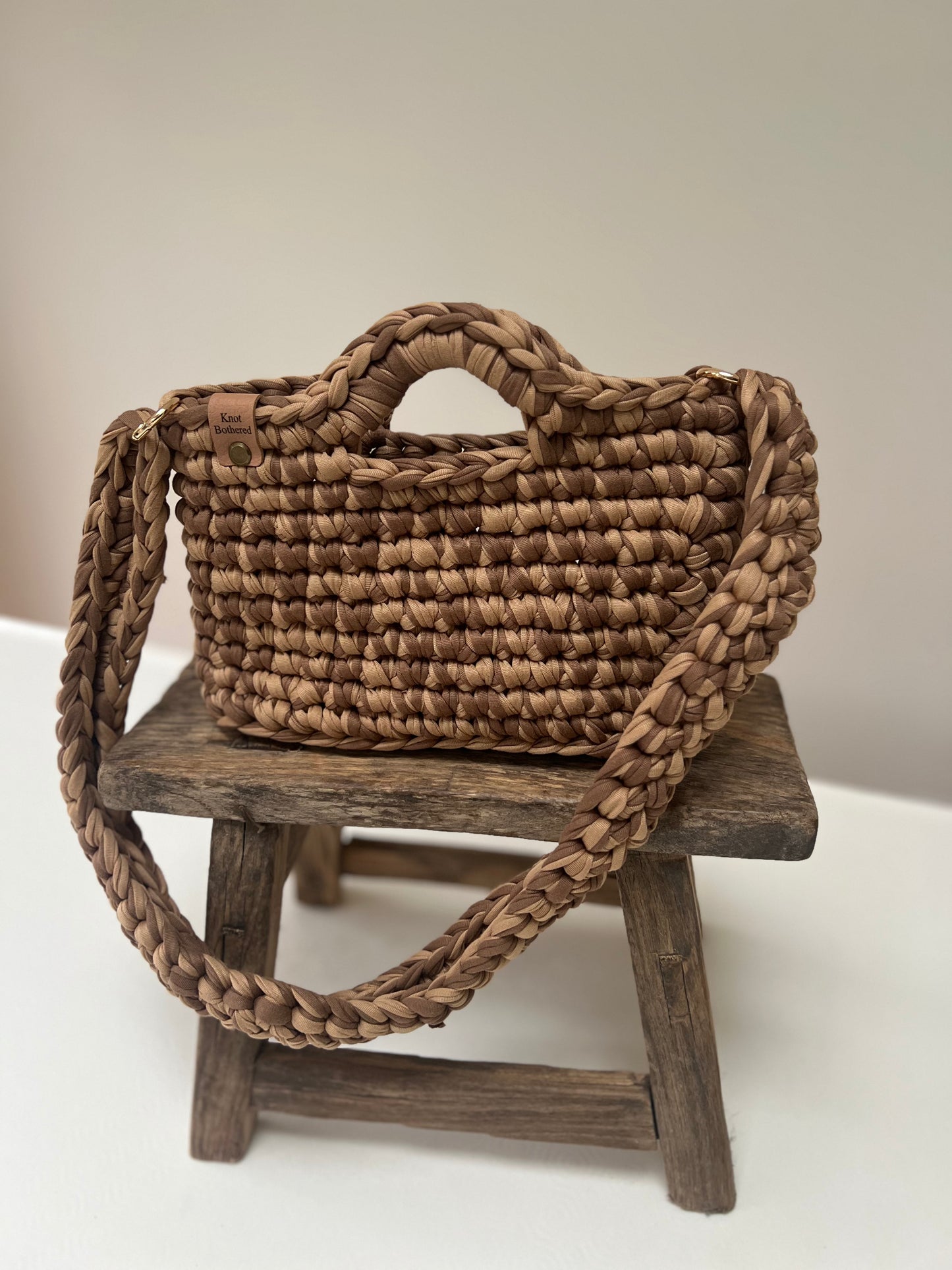 Alexandra - Brown with shoulder strap